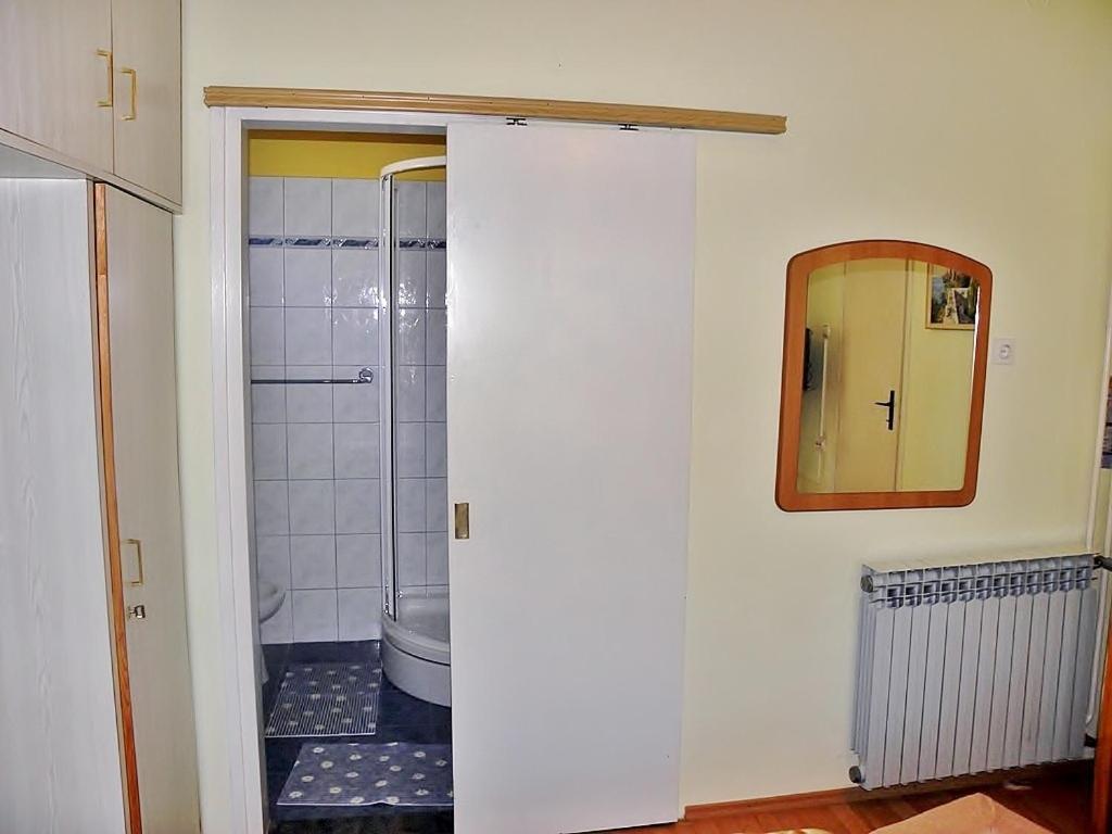 Alemka Apartment