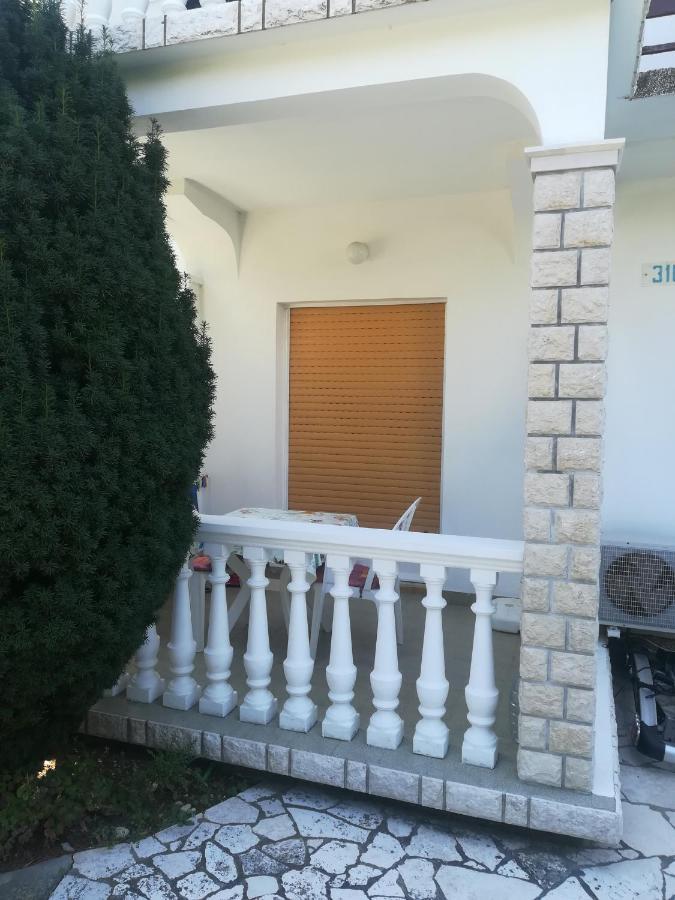 Apartment Alemka Banjol